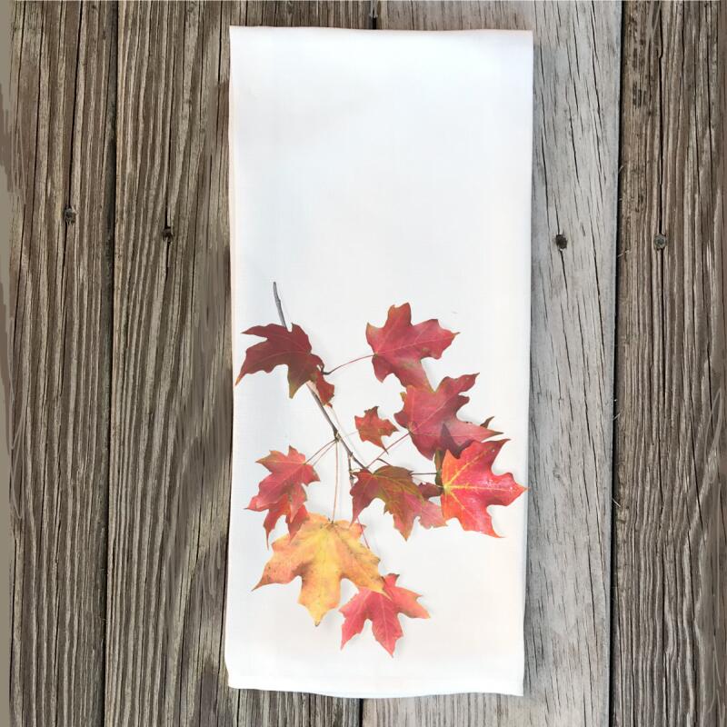 fall-leaves-handtowel