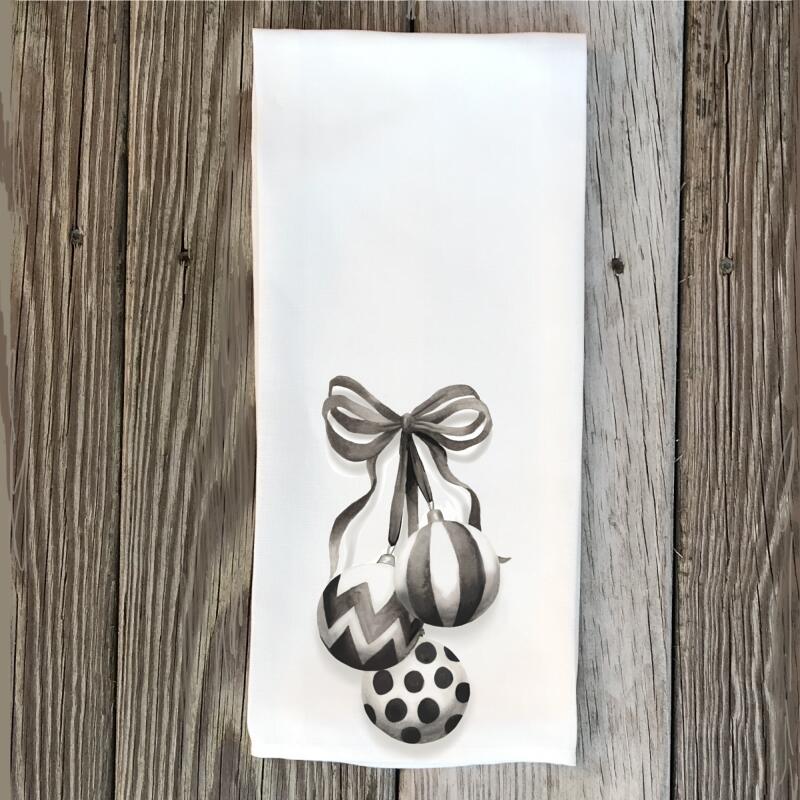 black-and-white-trio-ornament-hand-towel