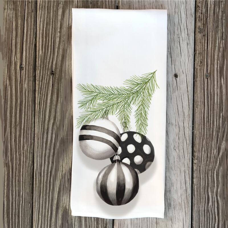 black-and-white-trio-1-ornament-hand-towel